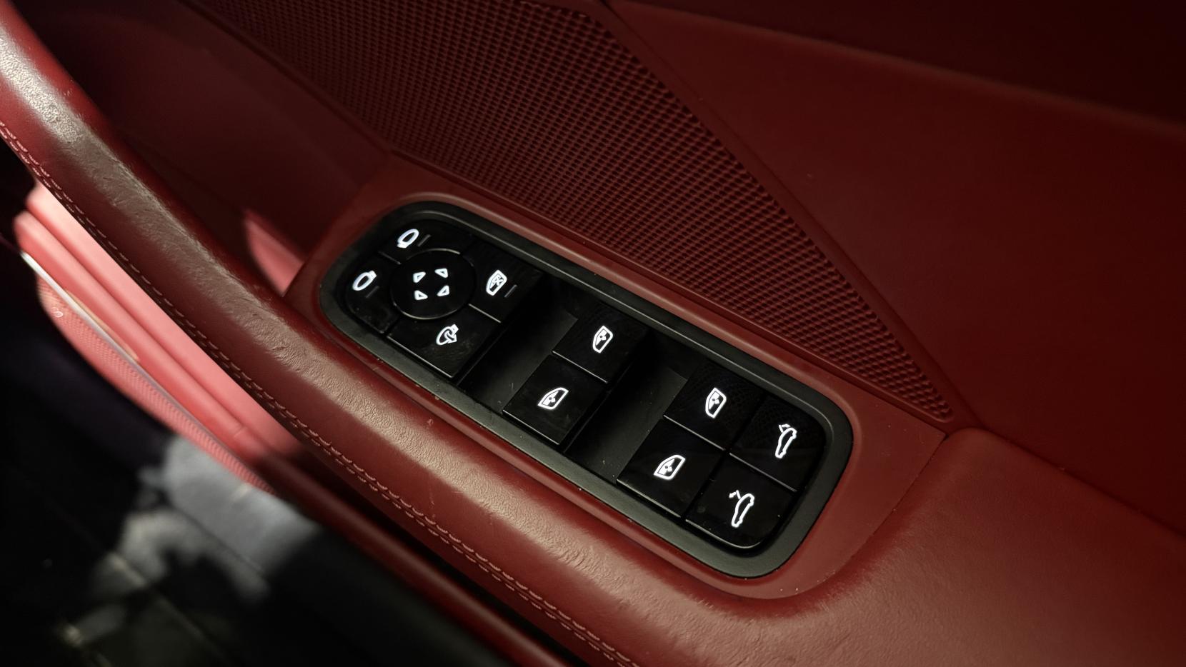 Porsche Panamera 2.9 V6 Saloon 5dr Petrol PDK Euro 6 (s/s) (330 ps)