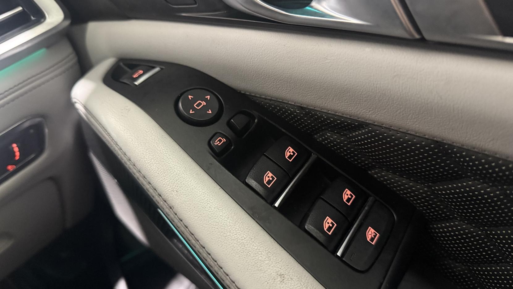 BMW X5 M 4.4i V8 Competition SUV 5dr Petrol Auto xDrive Euro 6 (s/s) (625 ps)