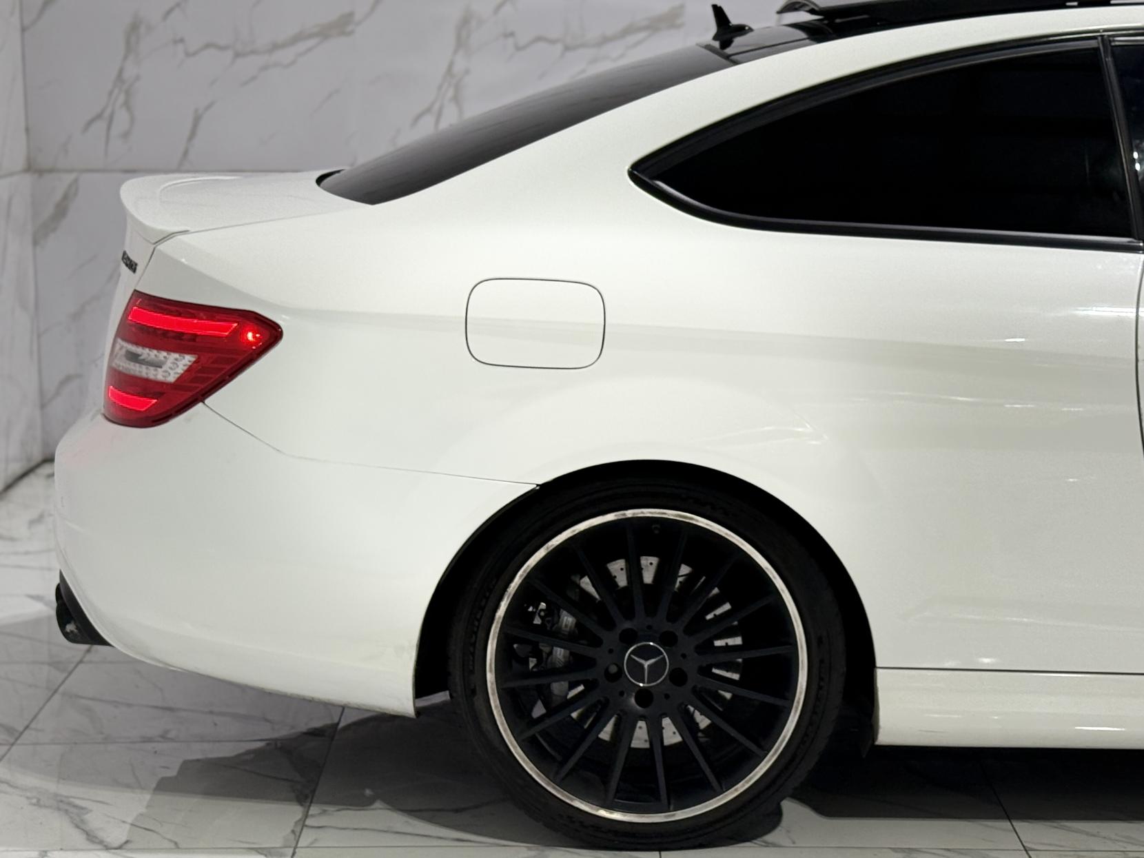 Mercedes-Benz C Class 6.3 C63 V8 AMG Edition 125 Coupe 2dr Petrol SpdS MCT Euro 5 (457 ps)
