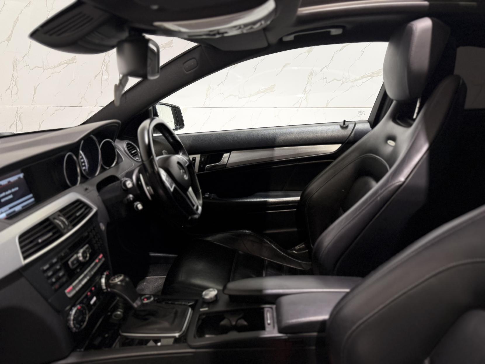 Mercedes-Benz C Class 6.3 C63 V8 AMG Edition 125 Coupe 2dr Petrol SpdS MCT Euro 5 (457 ps)