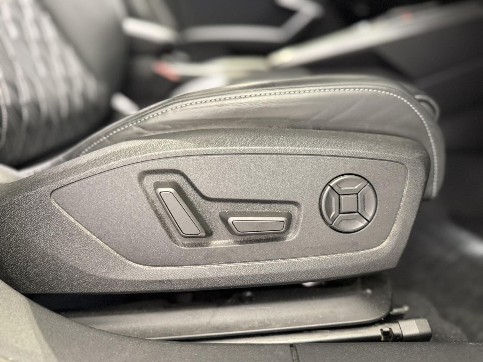 Audi S3 2.0 TFSI Vorsprung Saloon 4dr Petrol S Tronic quattro Euro 6 (s/s) (310 ps)