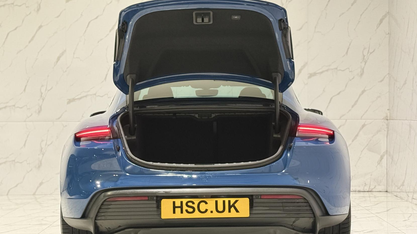 Porsche Taycan Performance 79.2kWh 4S Saloon 4dr Electric Auto 4WD (11kW Charger) (530 ps)