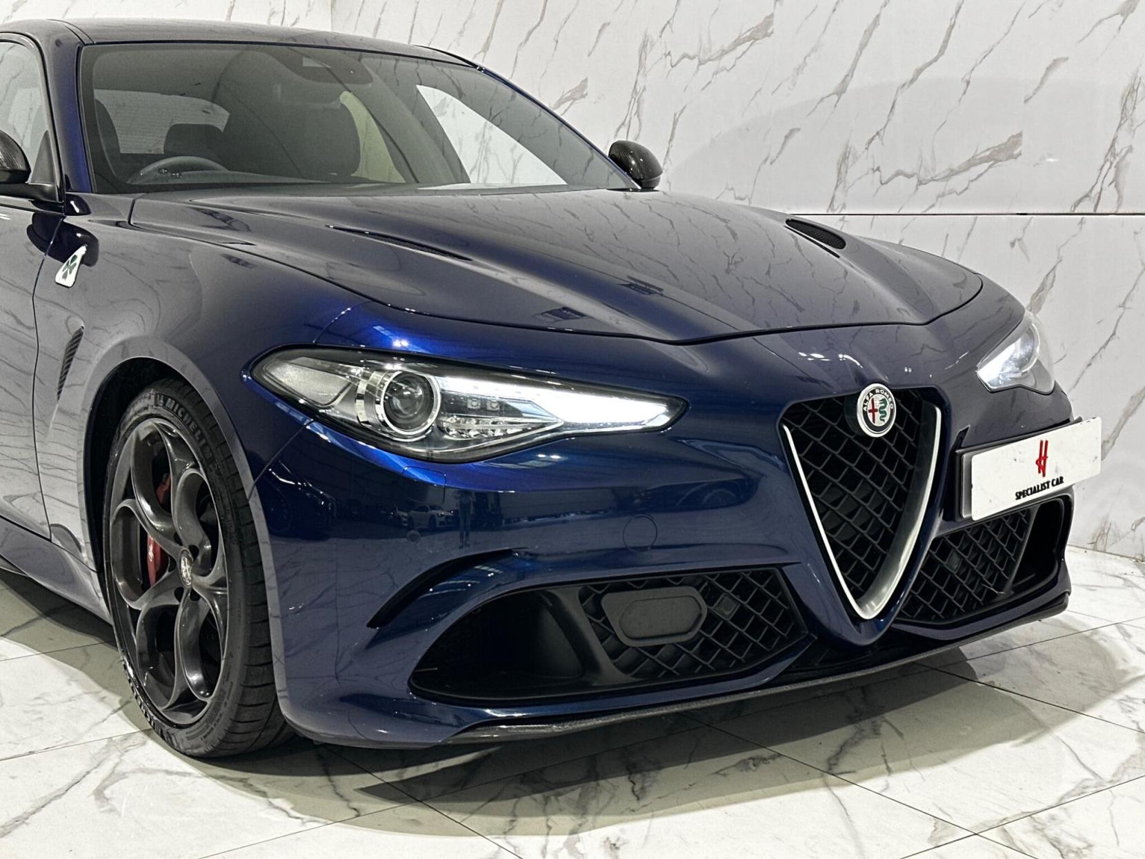 Alfa Romeo Giulia 2.9 V6 Bi-Turbo Quadrifoglio Auto Euro 6 (s/s) 4dr