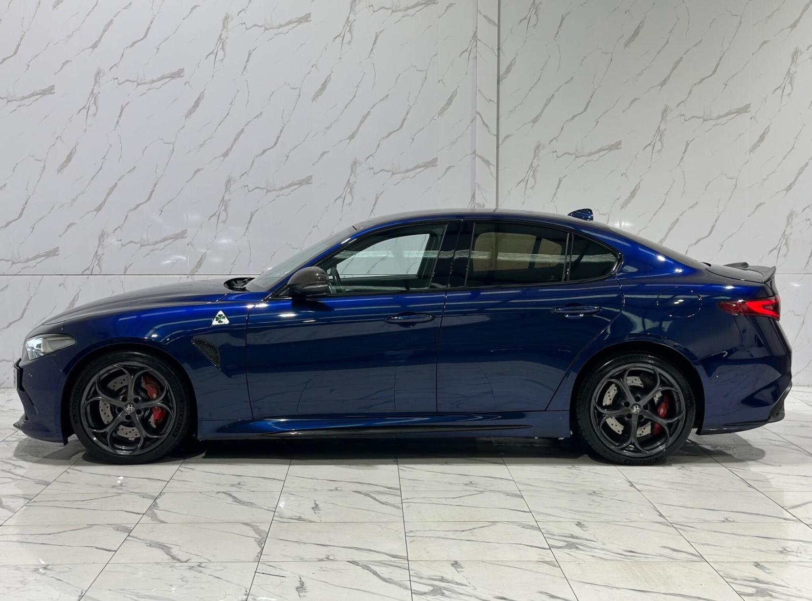 Alfa Romeo Giulia 2.9 V6 Bi-Turbo Quadrifoglio Auto Euro 6 (s/s) 4dr