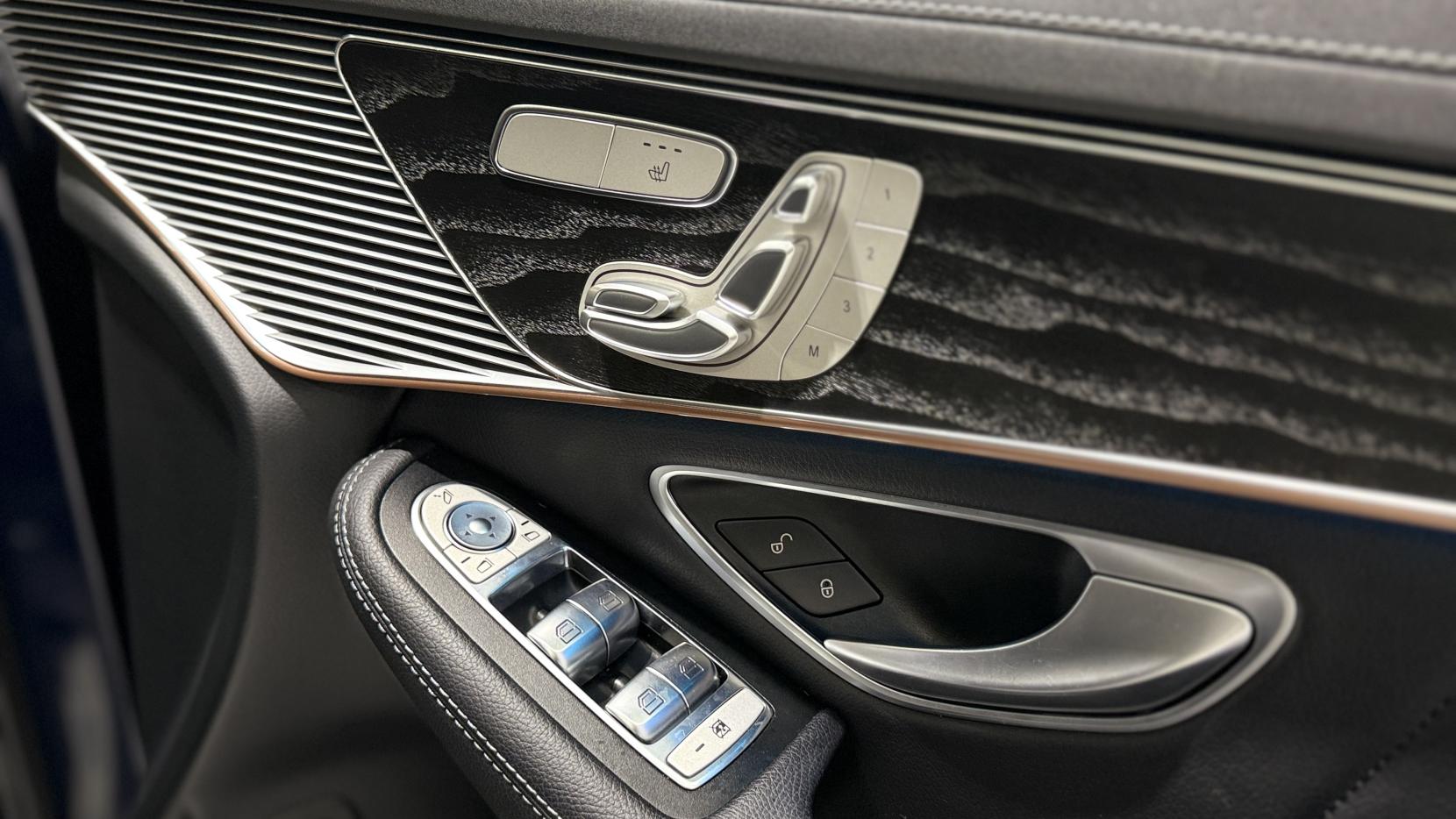 Mercedes-Benz EQC EQC 400 80kWh AMG Line (Premium Plus) SUV 5dr Electric Auto 4MATIC (408 ps)