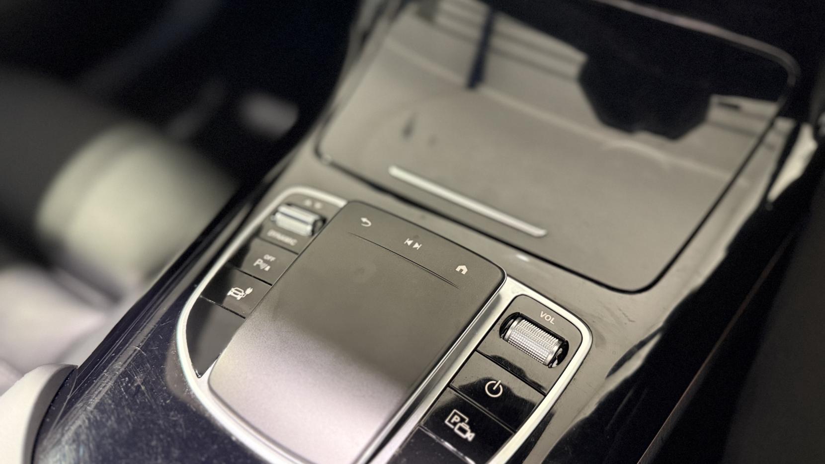 Mercedes-Benz EQC EQC 400 80kWh AMG Line (Premium Plus) SUV 5dr Electric Auto 4MATIC (408 ps)