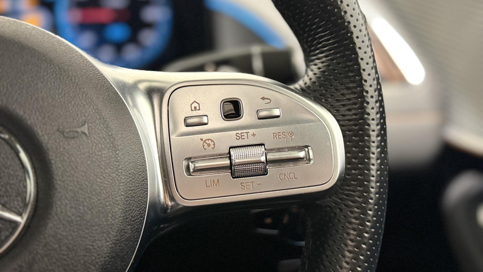 Mercedes-Benz EQC EQC 400 80kWh AMG Line (Premium Plus) SUV 5dr Electric Auto 4MATIC (408 ps)