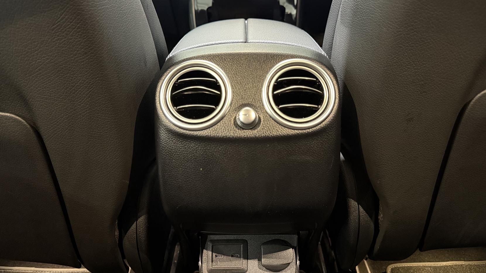 Mercedes-Benz EQC EQC 400 80kWh AMG Line (Premium Plus) SUV 5dr Electric Auto 4MATIC (408 ps)