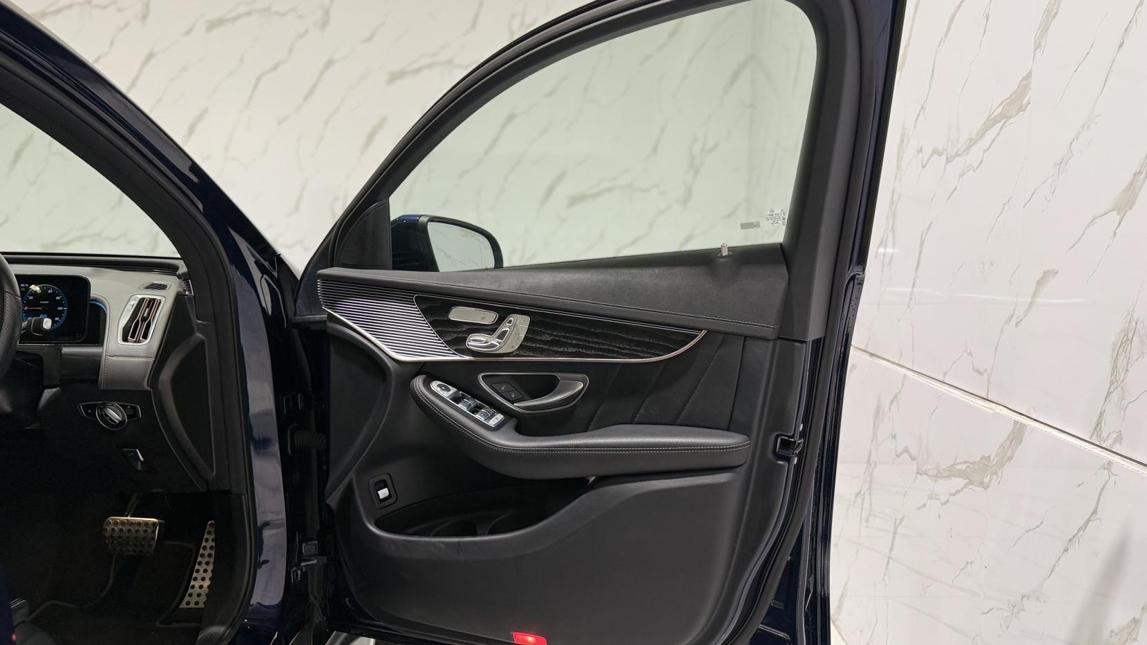 Mercedes-Benz EQC EQC 400 80kWh AMG Line (Premium Plus) SUV 5dr Electric Auto 4MATIC (408 ps)