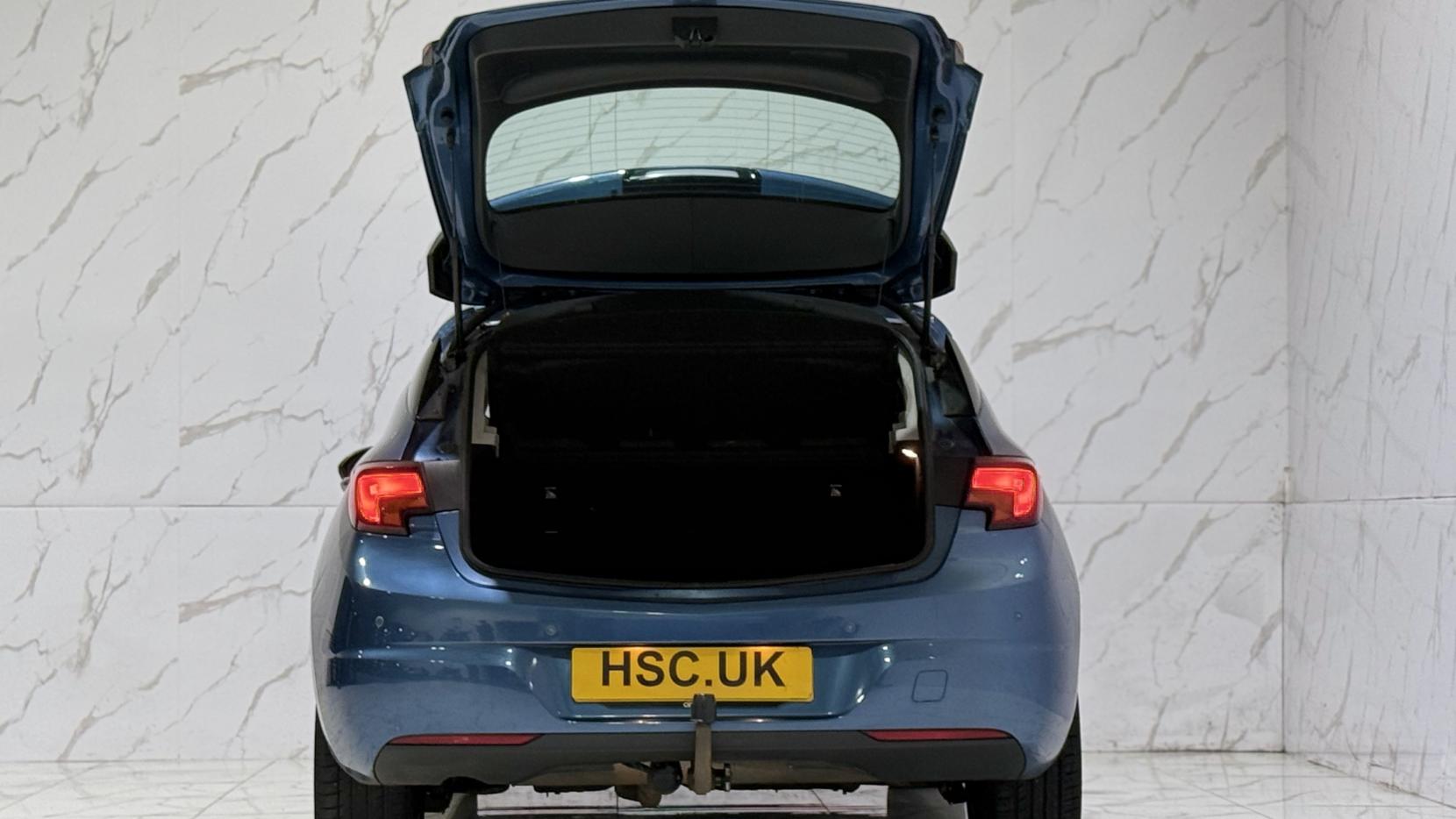 Vauxhall Astra 1.4i Turbo Tech Line Hatchback 5dr Petrol Manual Euro 6 (125 ps)