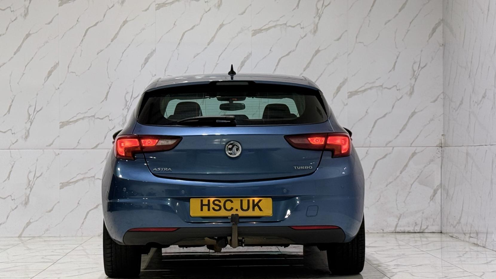 Vauxhall Astra 1.4i Turbo Tech Line Hatchback 5dr Petrol Manual Euro 6 (125 ps)