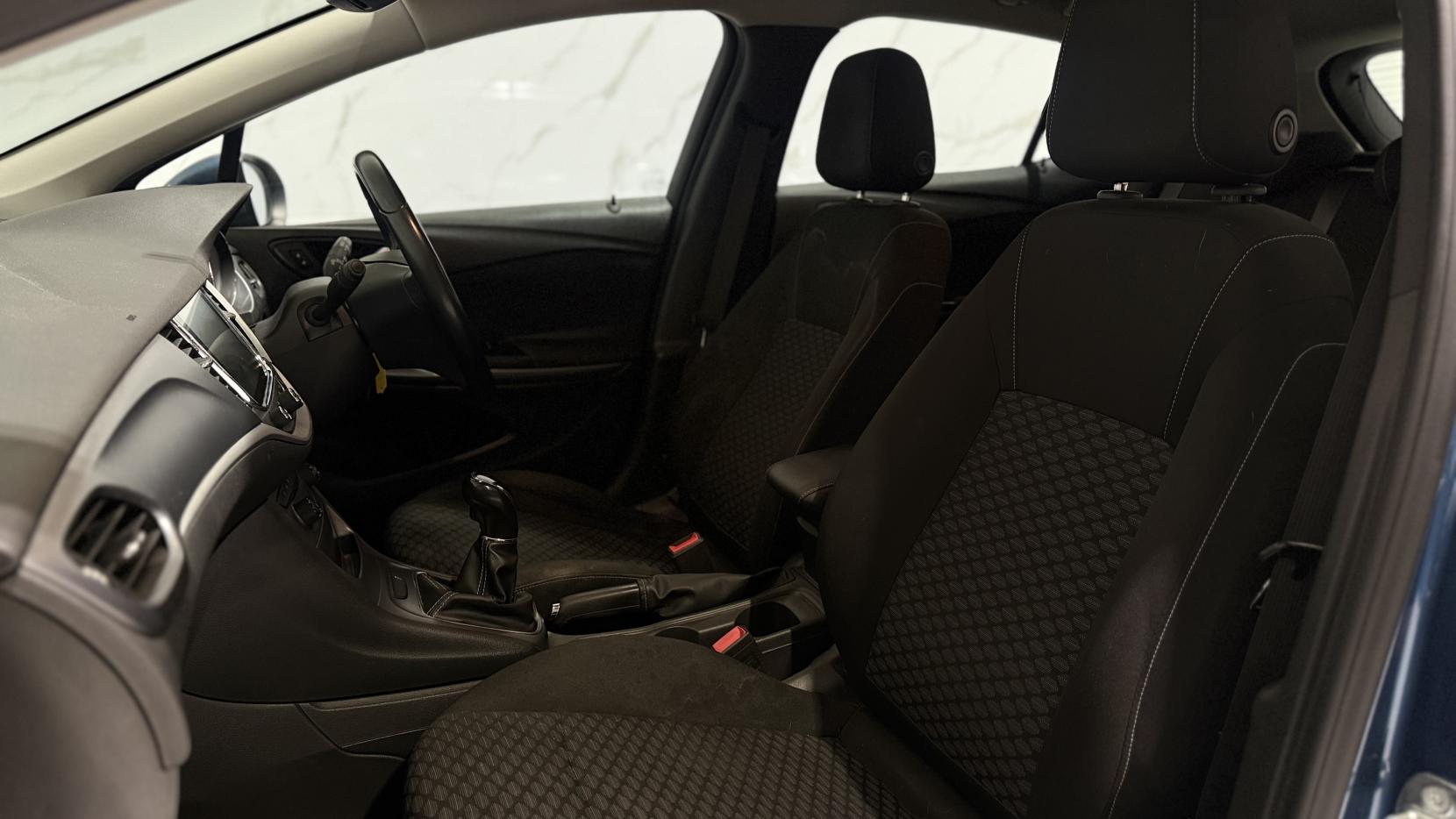 Vauxhall Astra 1.4i Turbo Tech Line Hatchback 5dr Petrol Manual Euro 6 (125 ps)