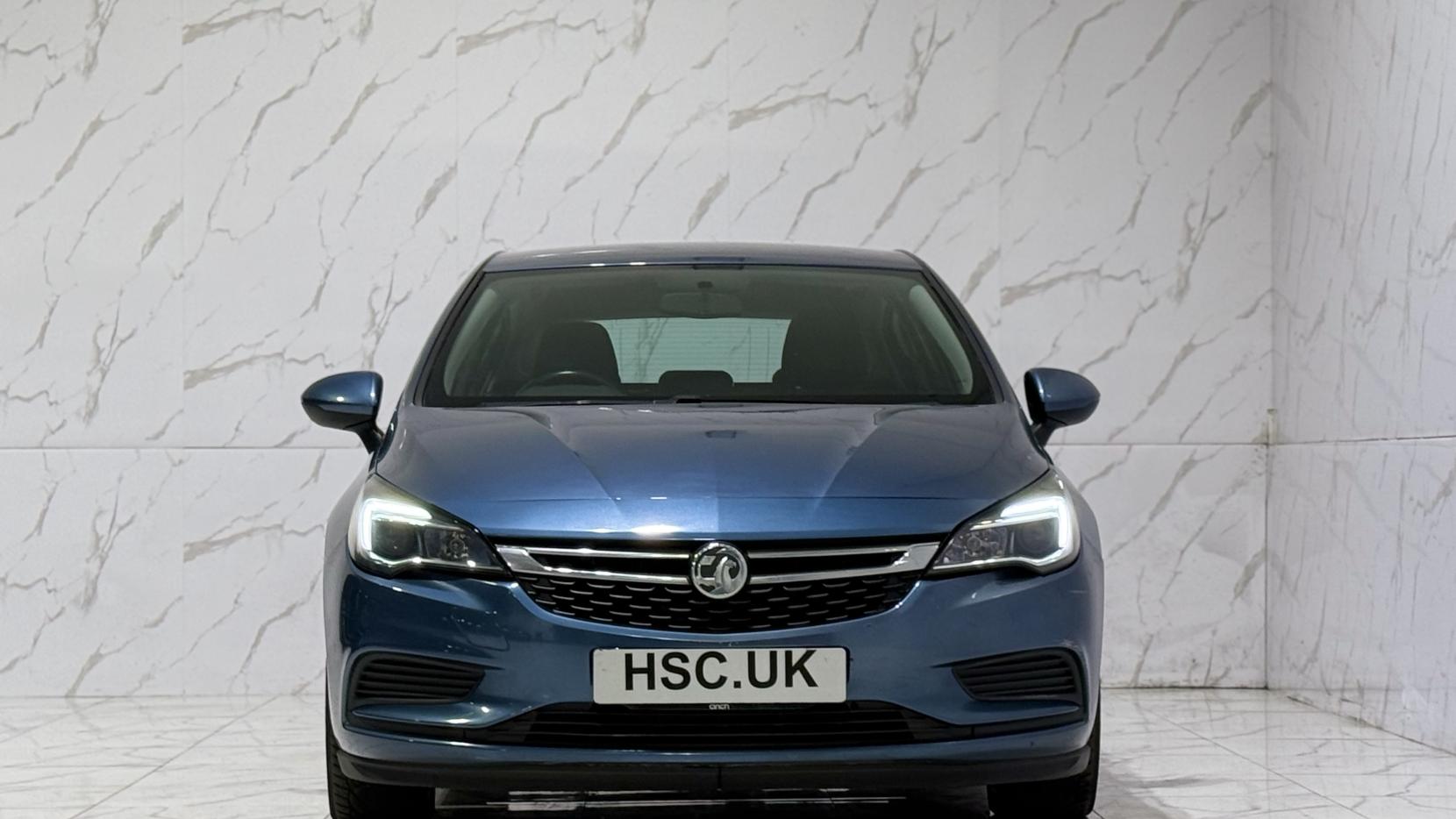 Vauxhall Astra 1.4i Turbo Tech Line Hatchback 5dr Petrol Manual Euro 6 (125 ps)