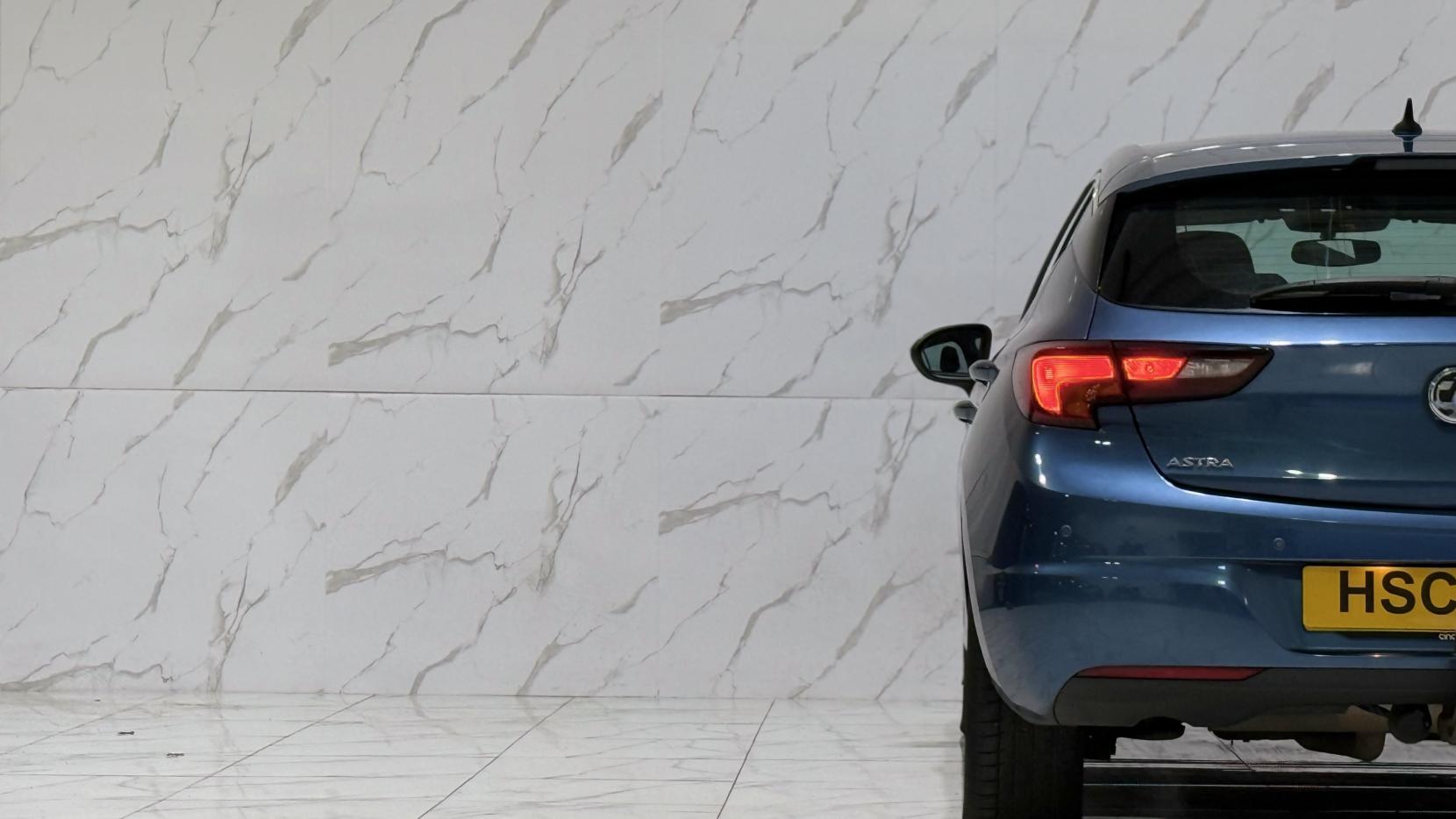 Vauxhall Astra 1.4i Turbo Tech Line Hatchback 5dr Petrol Manual Euro 6 (125 ps)