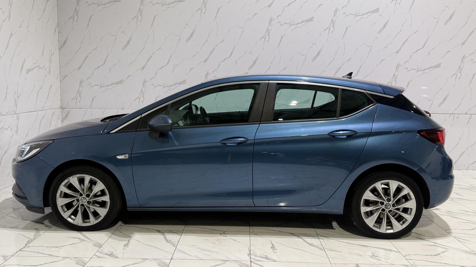 Vauxhall Astra 1.4i Turbo Tech Line Hatchback 5dr Petrol Manual Euro 6 (125 ps)