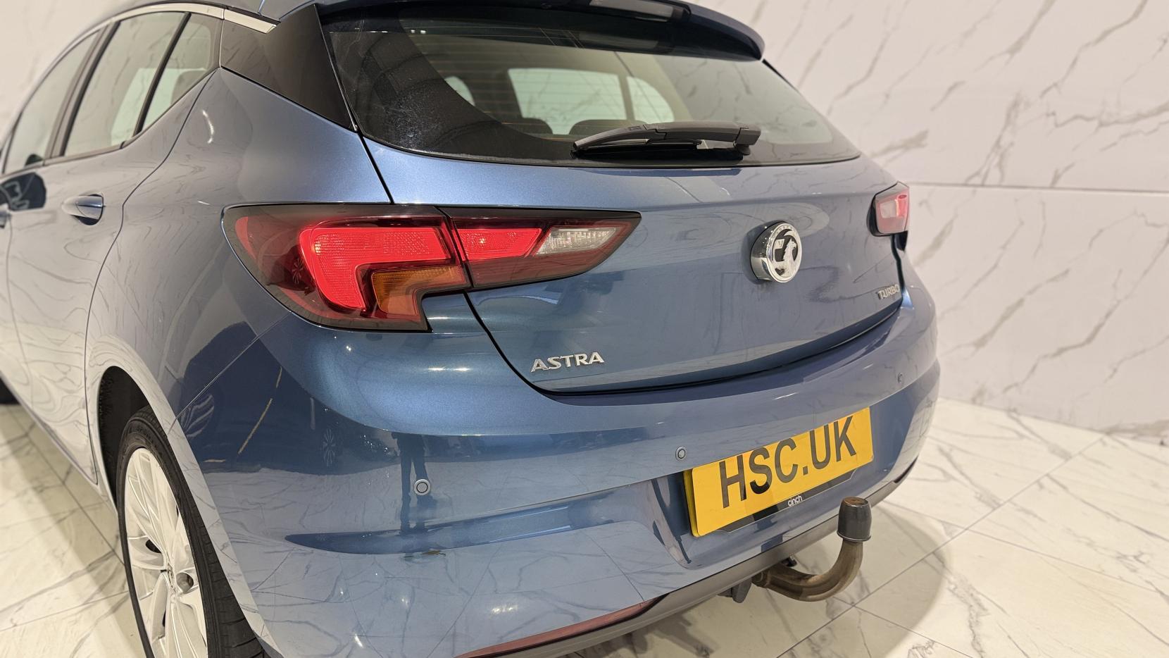 Vauxhall Astra 1.4i Turbo Tech Line Hatchback 5dr Petrol Manual Euro 6 (125 ps)