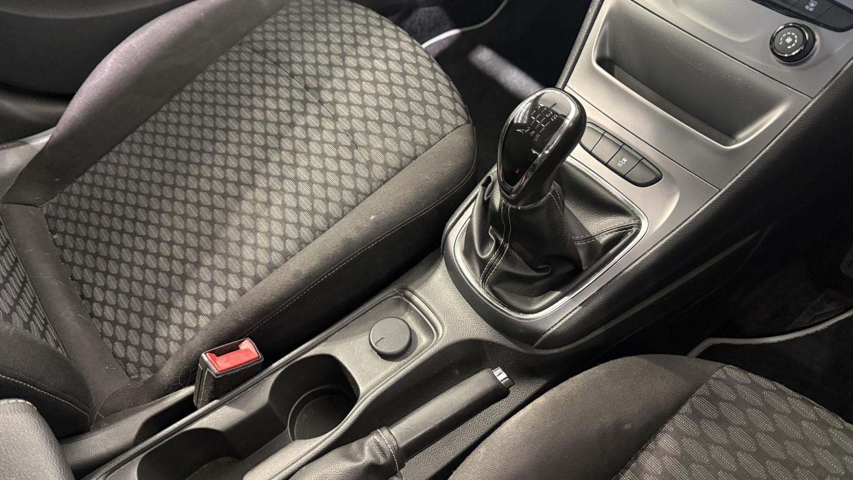 Vauxhall Astra 1.4i Turbo Tech Line Hatchback 5dr Petrol Manual Euro 6 (125 ps)