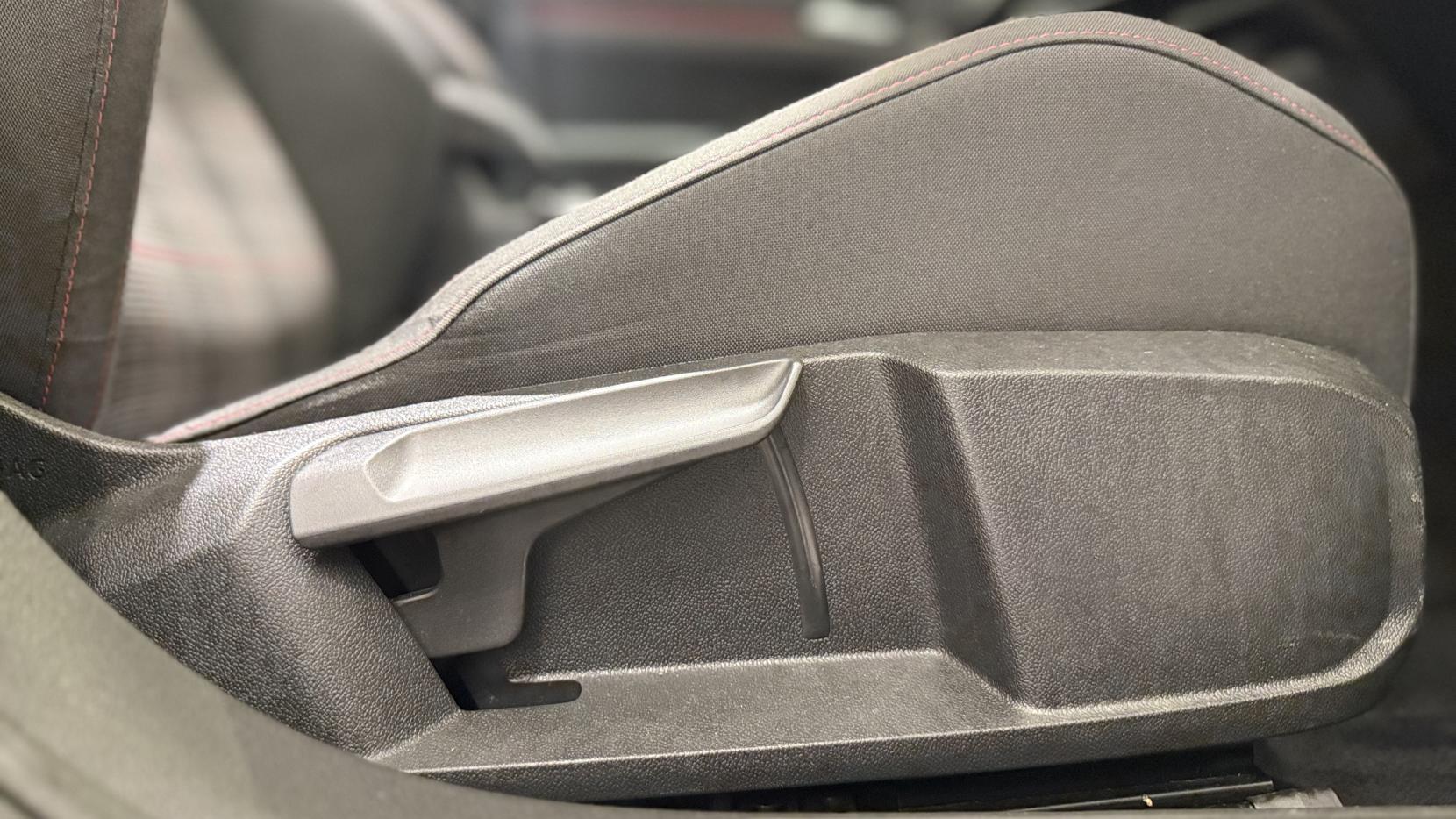 Volkswagen Golf 2.0 TSI GTI Hatchback 5dr Petrol DSG Euro 6 (s/s) (245 ps)