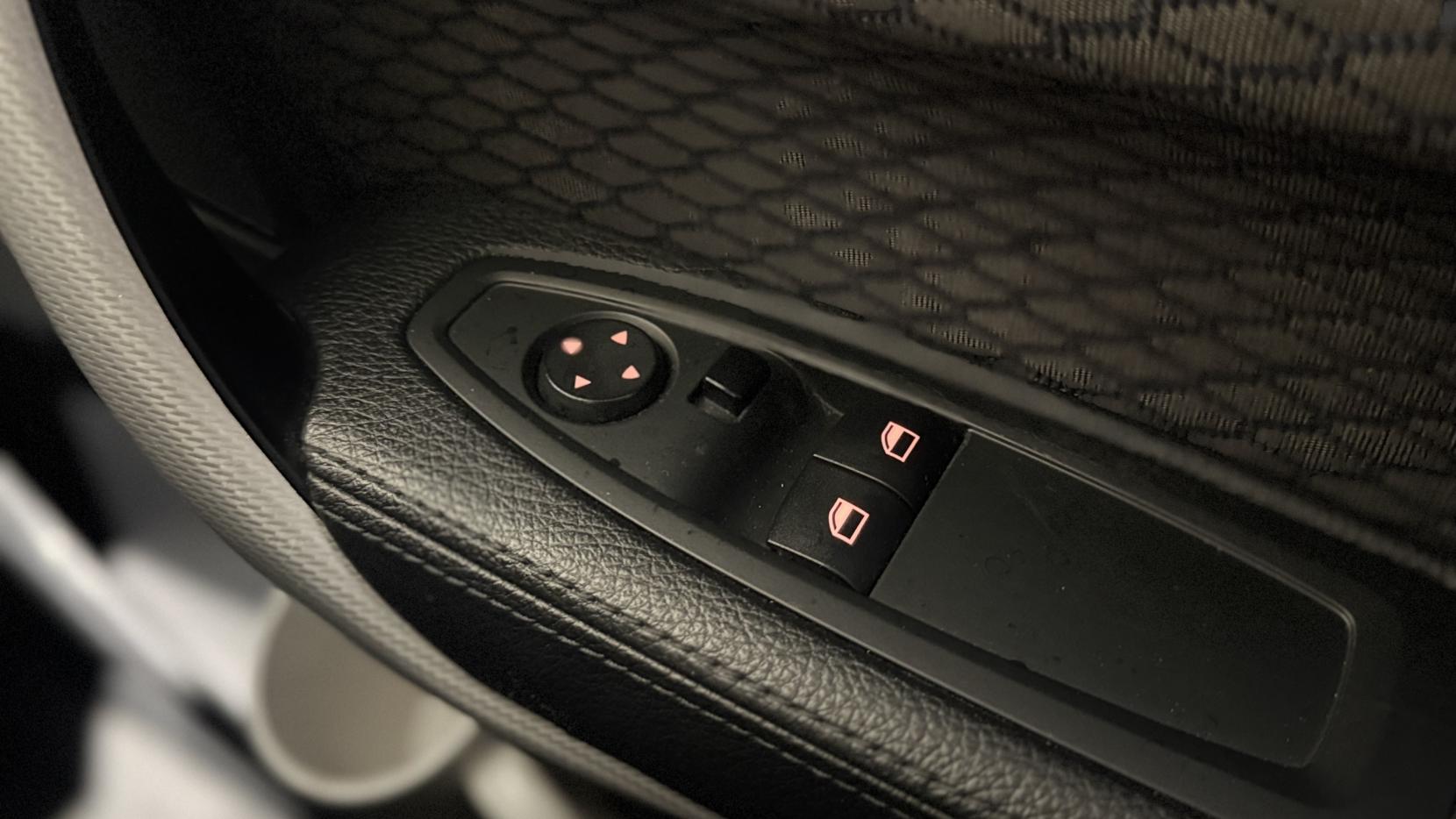 BMW 2 Series 2.0 220i M Sport Coupe 2dr Petrol Manual Euro 6 (s/s) (184 ps)