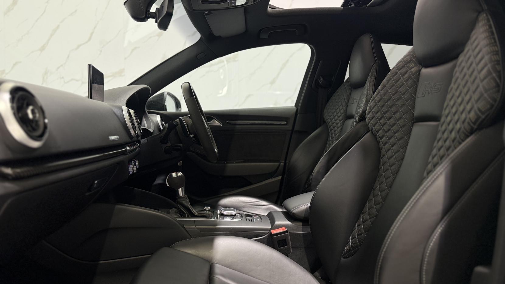 Audi RS3 2.5 TFSI GPF Audi Sport Edition Saloon 4dr Petrol S Tronic quattro Euro 6 (s/s) (400 ps)