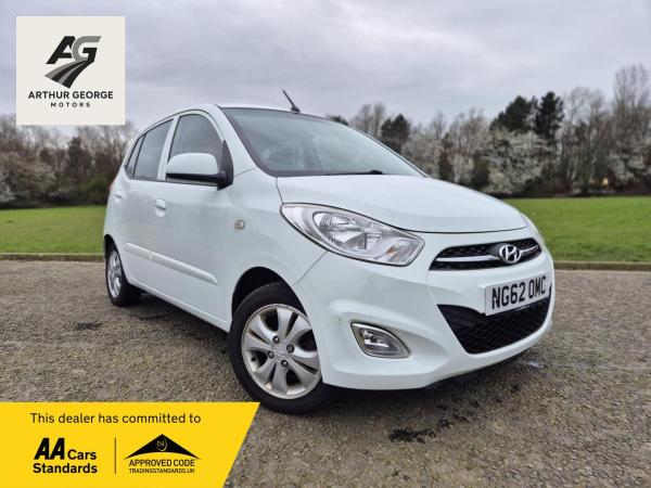 2013 I10 3,990 2013 25,606 MILES PETROL MANUAL... photo