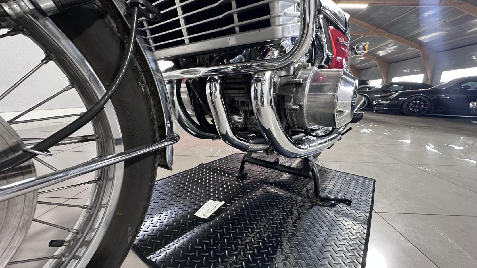 Suzuki GT 739 GT 750