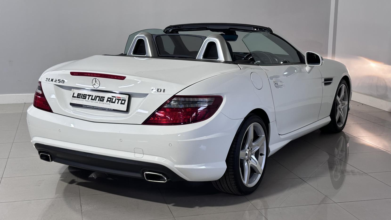 Mercedes-Benz SLK 2.1 SLK250 CDI AMG Sport Convertible 2dr Diesel G-Tronic+ Euro 5 (s/s) (204 ps)