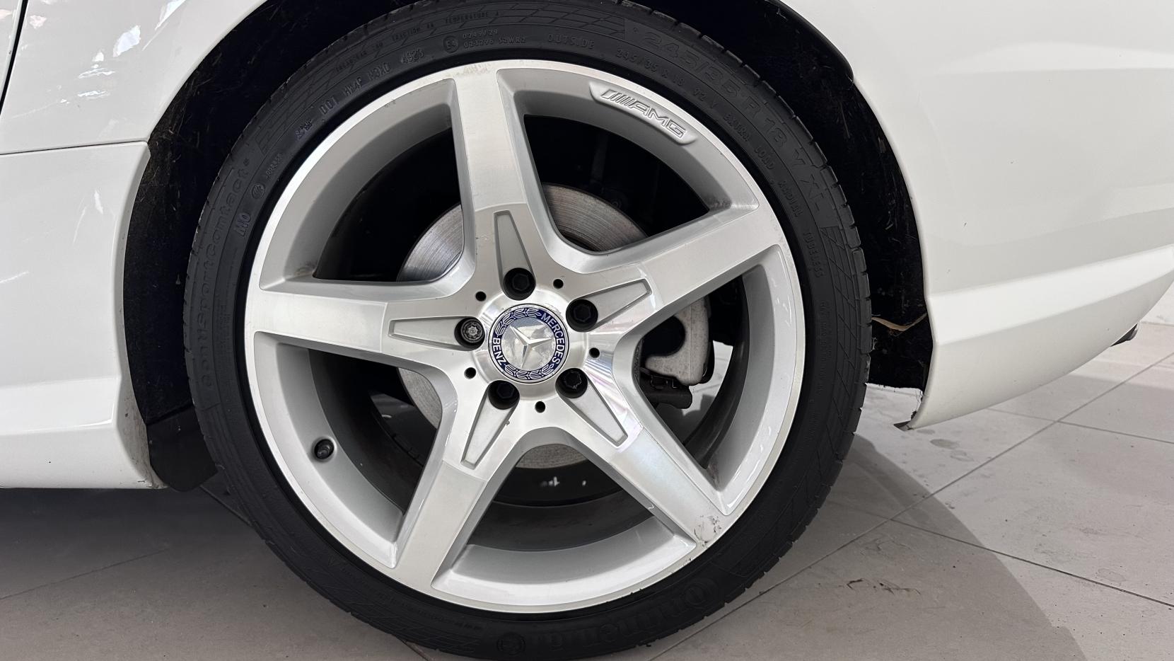 Mercedes-Benz SLK 2.1 SLK250 CDI AMG Sport Convertible 2dr Diesel G-Tronic+ Euro 5 (s/s) (204 ps)