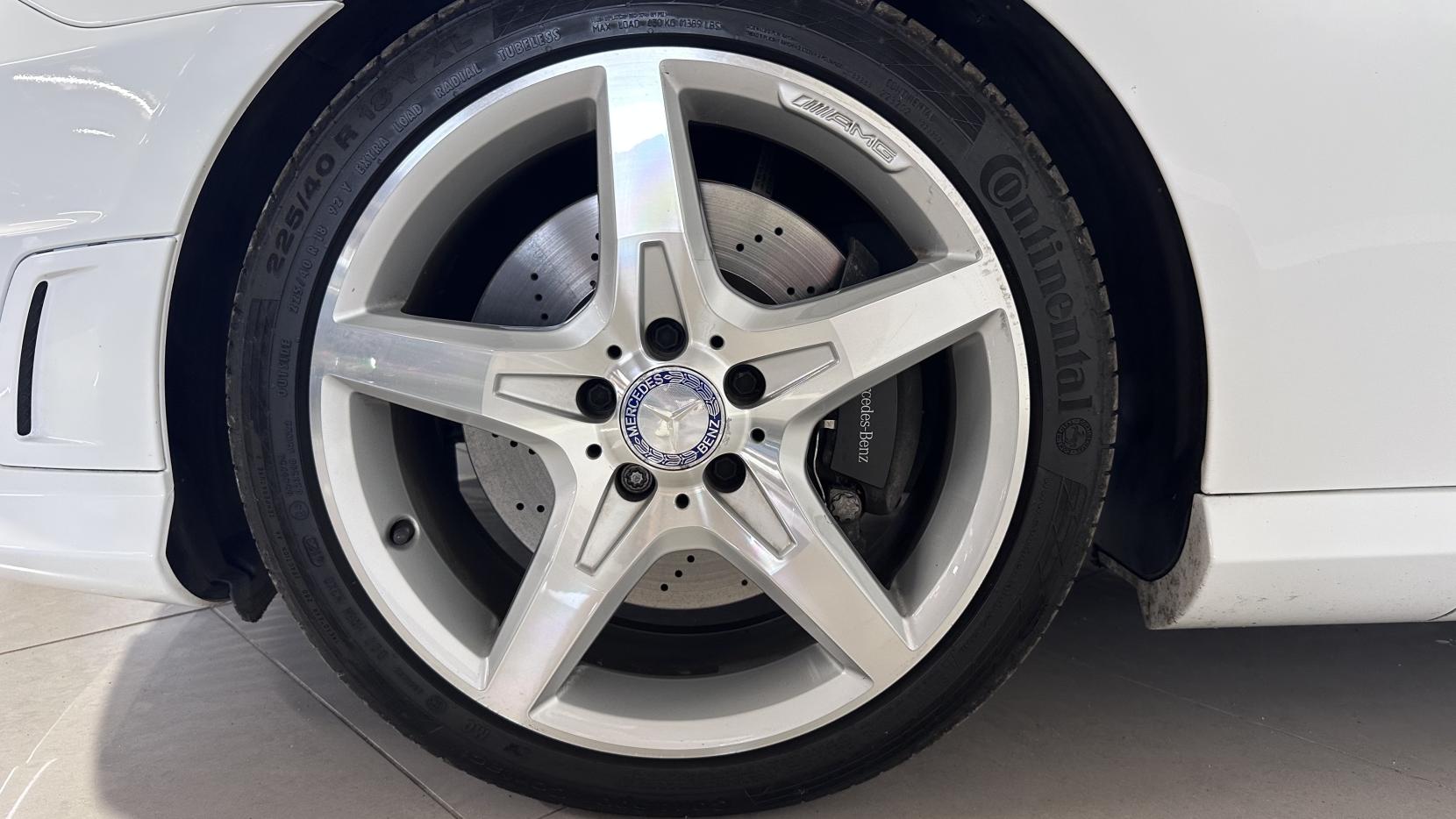 Mercedes-Benz SLK 2.1 SLK250 CDI AMG Sport Convertible 2dr Diesel G-Tronic+ Euro 5 (s/s) (204 ps)