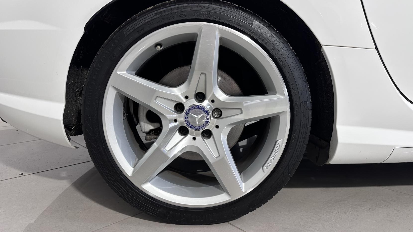 Mercedes-Benz SLK 2.1 SLK250 CDI AMG Sport Convertible 2dr Diesel G-Tronic+ Euro 5 (s/s) (204 ps)