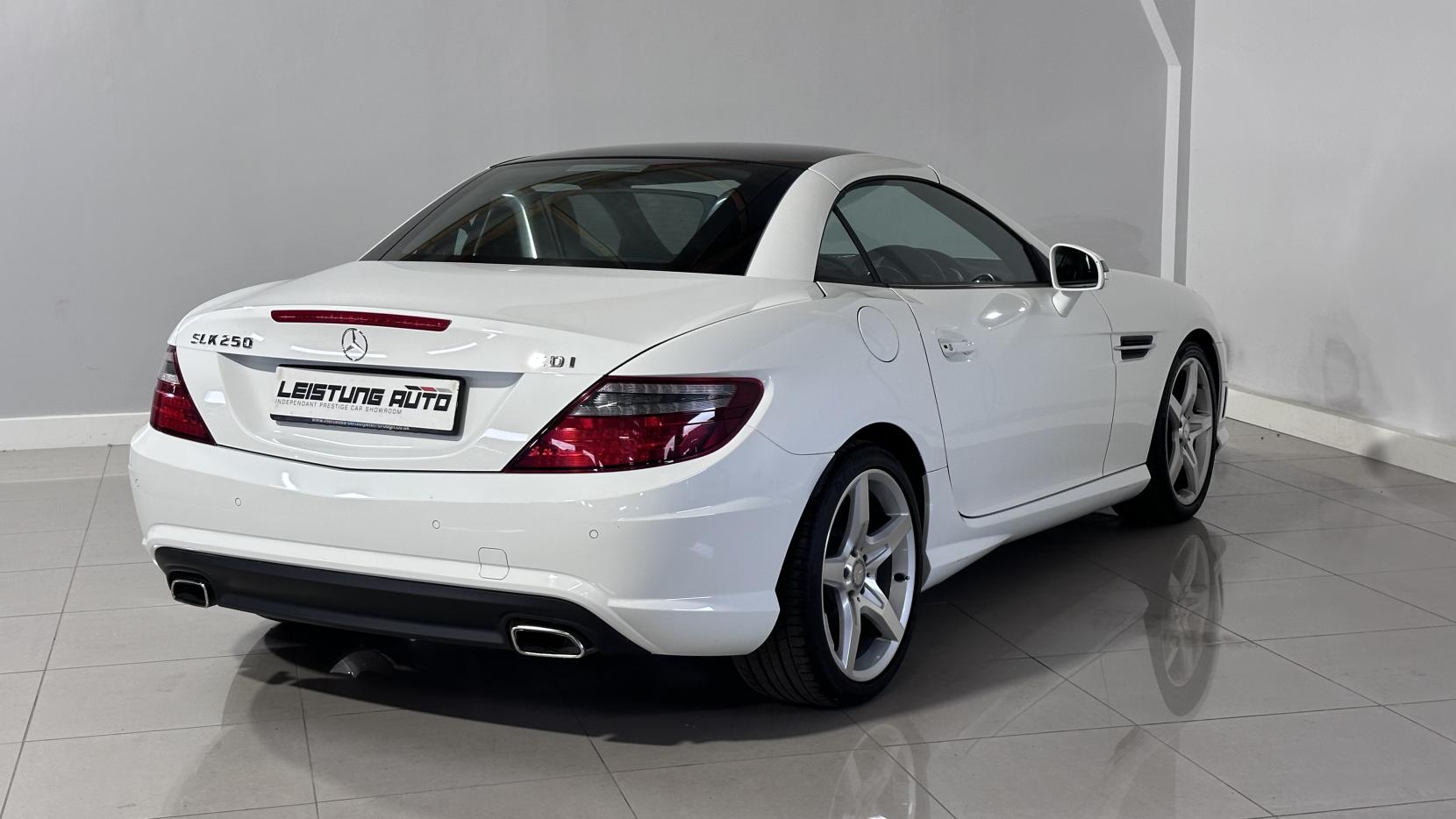 Mercedes-Benz SLK 2.1 SLK250 CDI AMG Sport Convertible 2dr Diesel G-Tronic+ Euro 5 (s/s) (204 ps)
