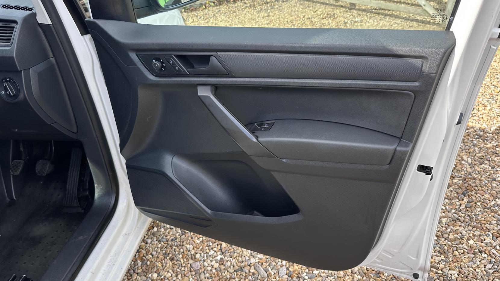 Volkswagen Caddy 2.0 TDI C20 BlueMotion Tech Startline Panel Van 5dr Diesel Manual SWB Euro 6 (s/s) (75 ps)