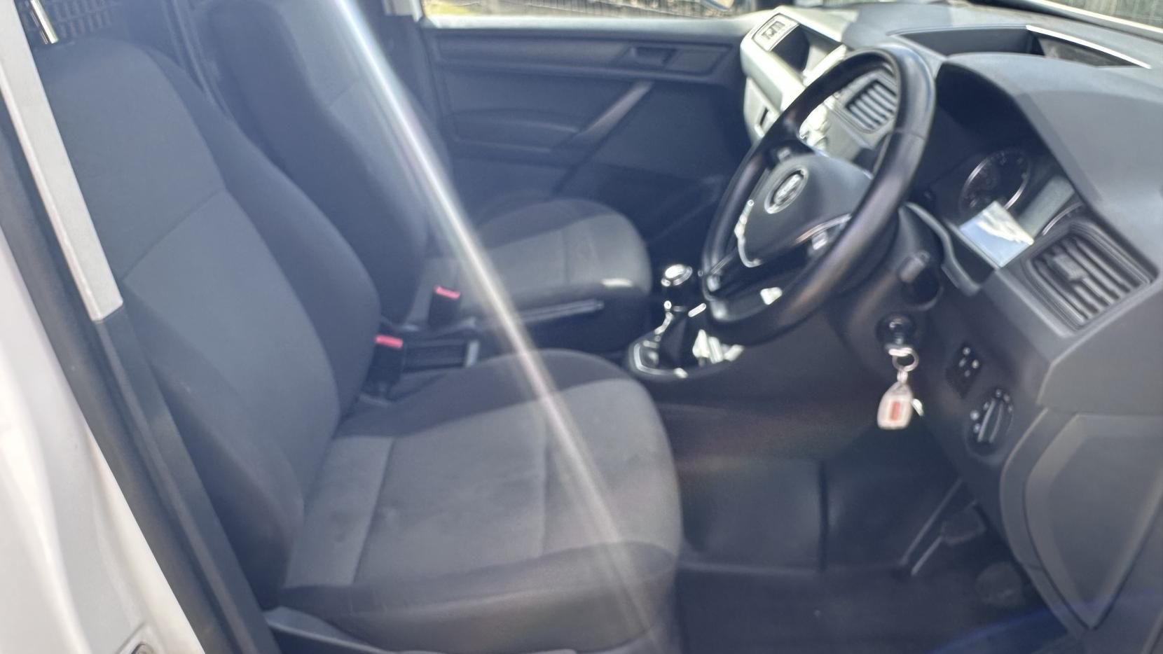 Volkswagen Caddy 2.0 TDI C20 BlueMotion Tech Startline Panel Van 5dr Diesel Manual SWB Euro 6 (s/s) (75 ps)