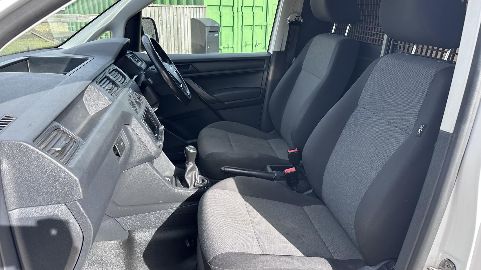 Volkswagen Caddy 2.0 TDI C20 BlueMotion Tech Startline Panel Van 5dr Diesel Manual SWB Euro 6 (s/s) (75 ps)