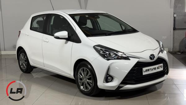 Toyota Yaris 1.5 VVT-i Icon Hatchback 5dr Petrol CVT Euro 6 (111 ps)