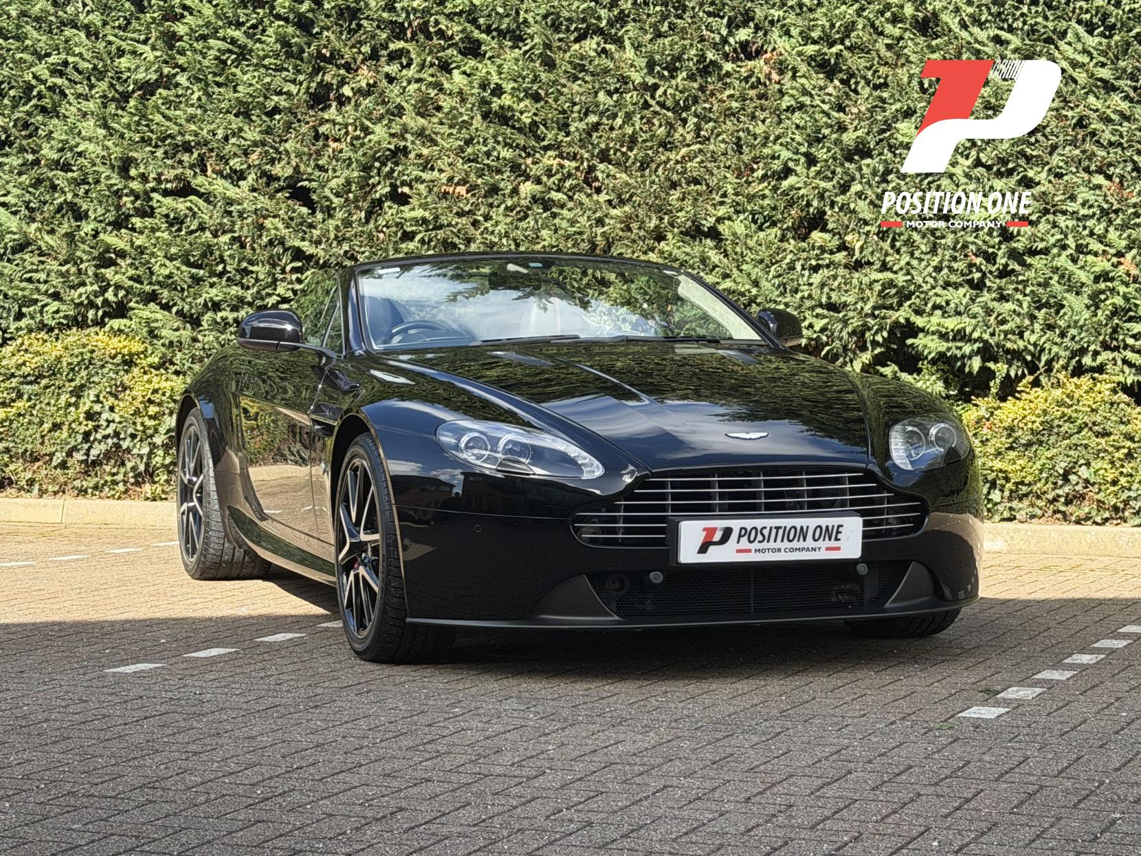 Aston Martin Vantage 4.7 V8 Roadster 2dr Petrol Sportshift II Euro 5 (420 bhp)