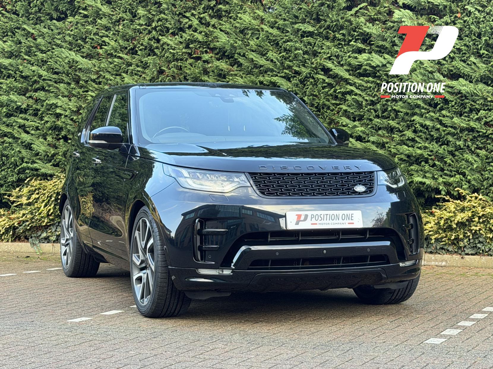 Land Rover Discovery 3.0 SD V6 HSE Luxury SUV 5dr Diesel Auto 4WD Euro 6 (s/s) (306 ps)