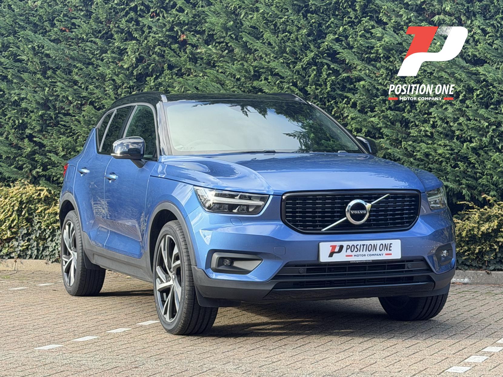 Volvo XC40 2.0 T4 R-Design Pro SUV 5dr Petrol Auto AWD Euro 6 (s/s) (190 ps)