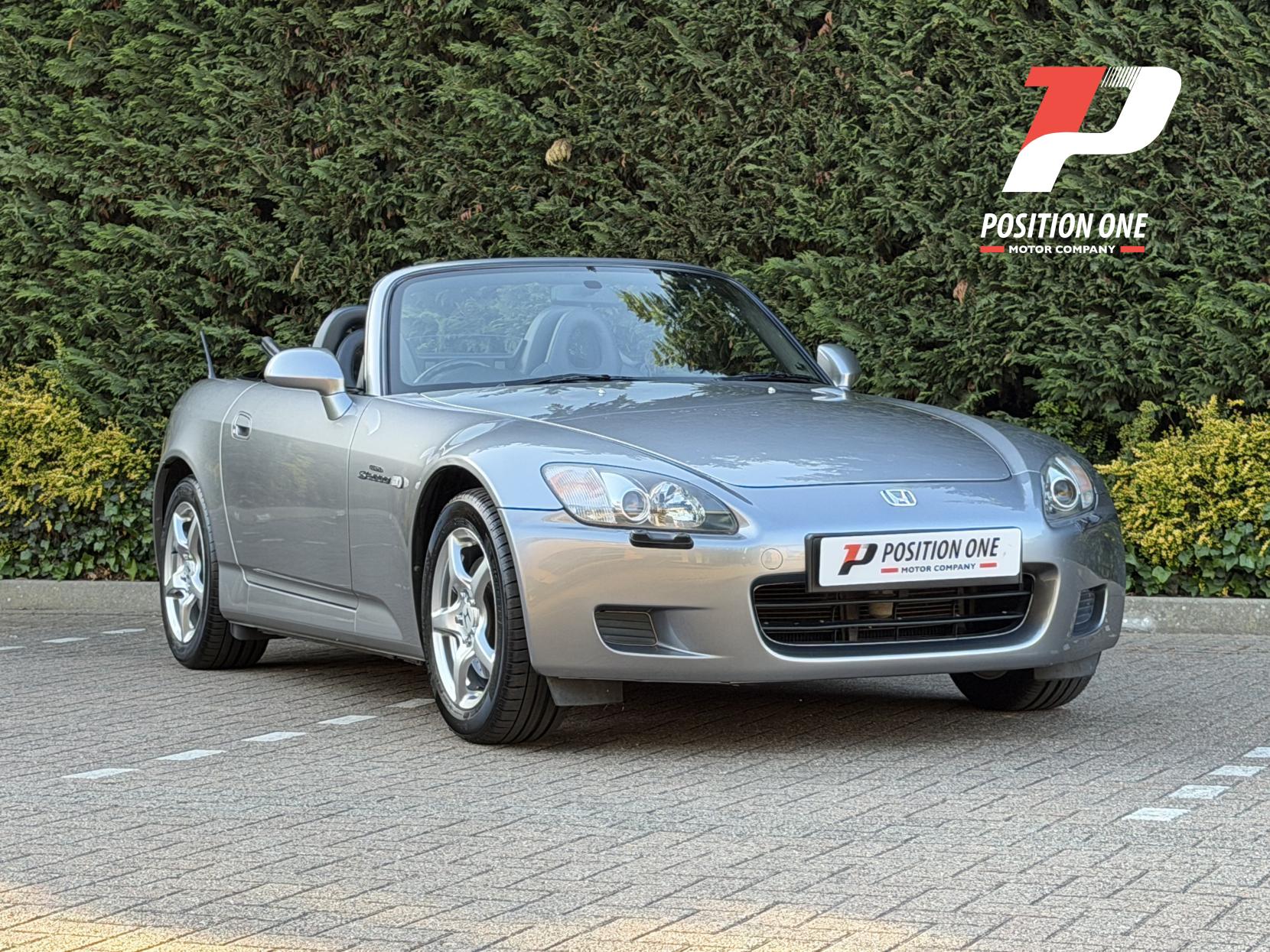 Honda S2000 2.0 Roadster Convertible 2dr Petrol Manual (237 g/km, 236 bhp)