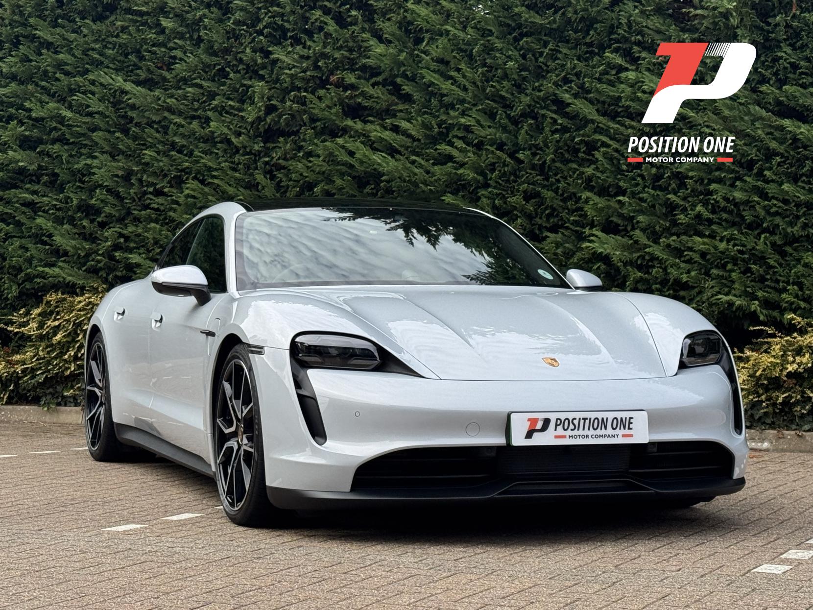 Porsche Taycan Performance Plus 93.4kWh Saloon 4dr Electric Auto RWD (11kW Charger) (476 ps)