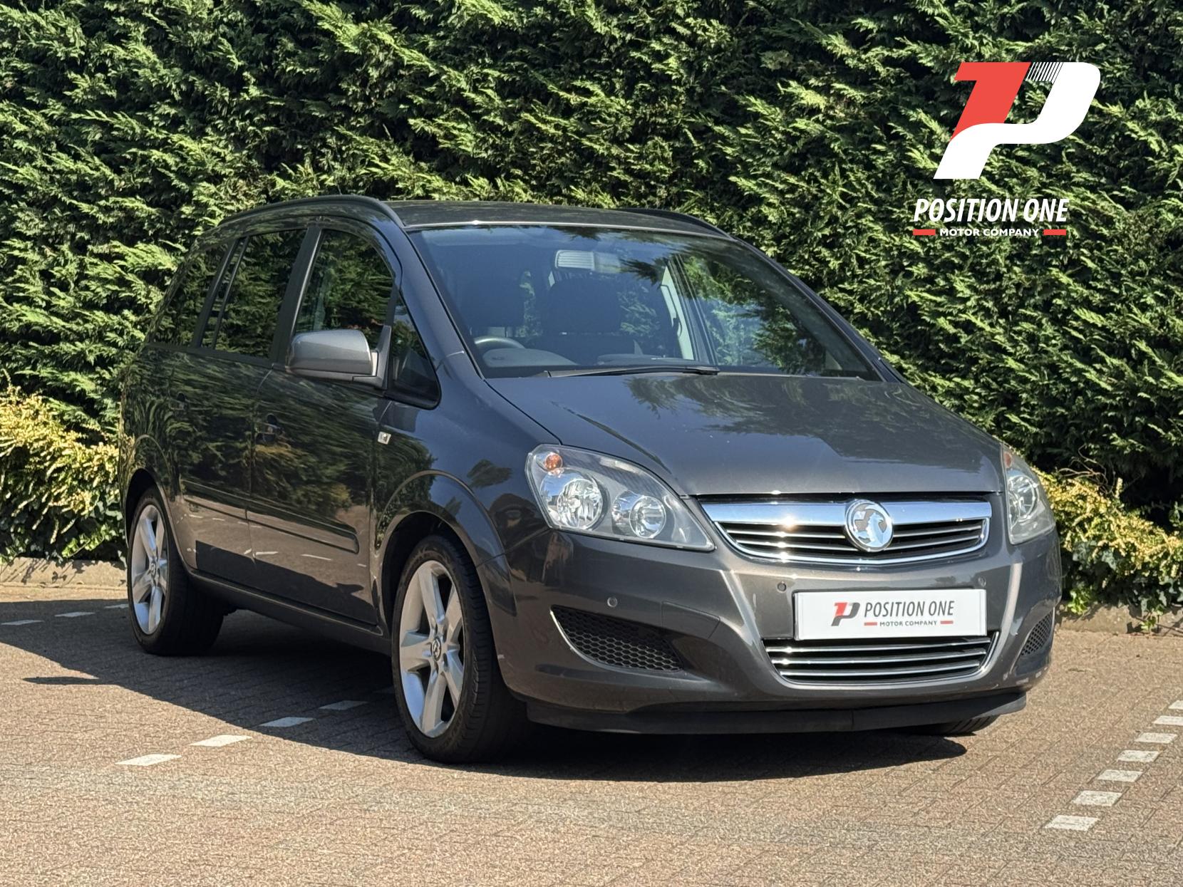 Vauxhall Zafira 1.6 16V Exclusiv MPV 5dr Petrol Manual Euro 5 (115 ps)