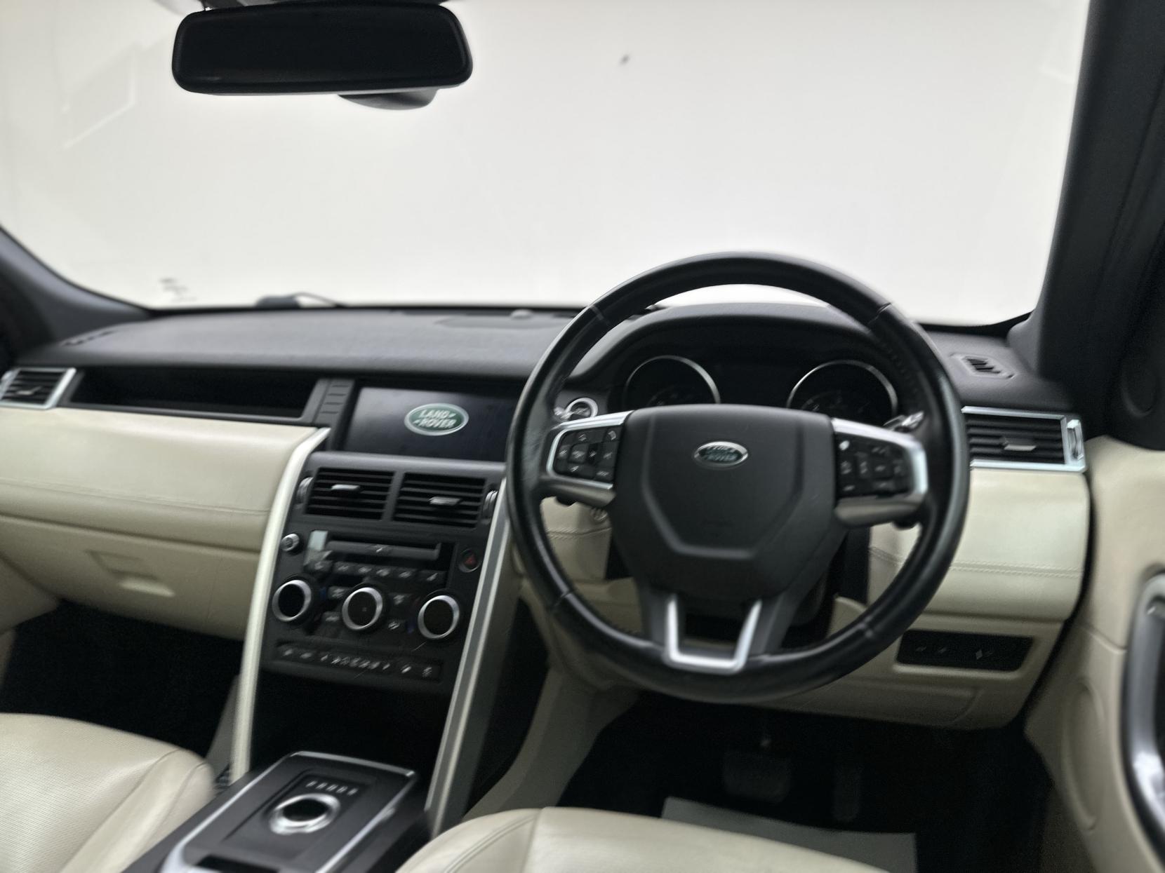 Land Rover Discovery Sport 2.0 TD4 HSE Luxury SUV 5dr Diesel Auto 4WD Euro 6 (s/s) (180 ps)