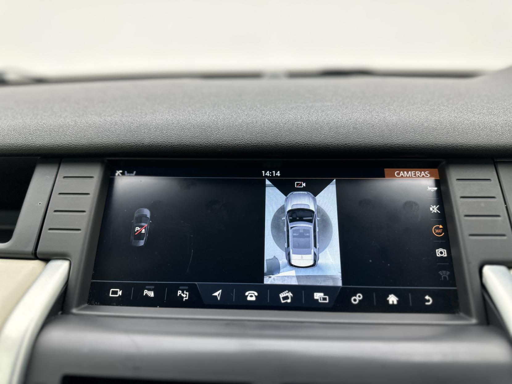 Land Rover Discovery Sport 2.0 TD4 HSE Luxury SUV 5dr Diesel Auto 4WD Euro 6 (s/s) (180 ps)