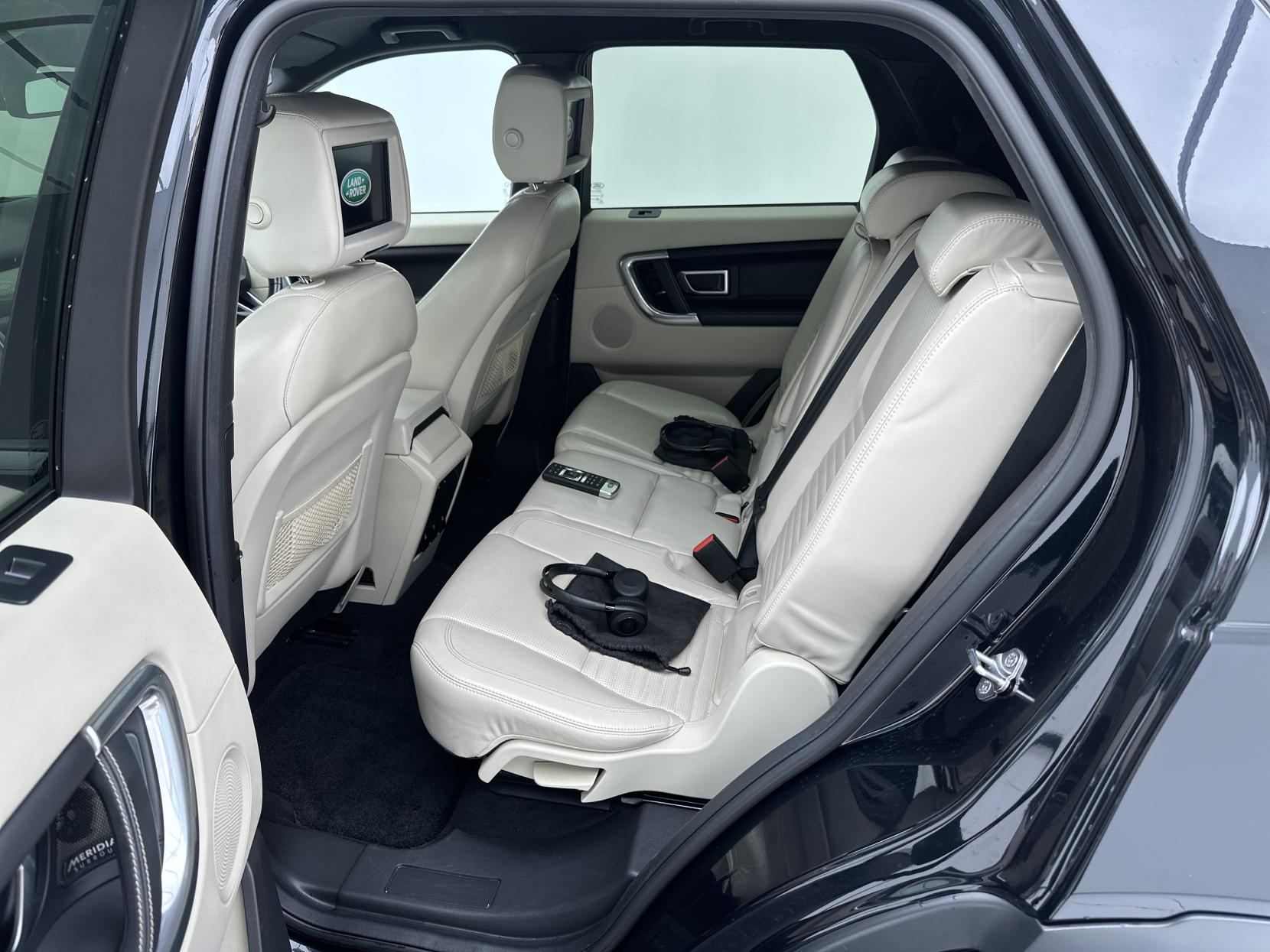 Land Rover Discovery Sport 2.0 TD4 HSE Luxury SUV 5dr Diesel Auto 4WD Euro 6 (s/s) (180 ps)