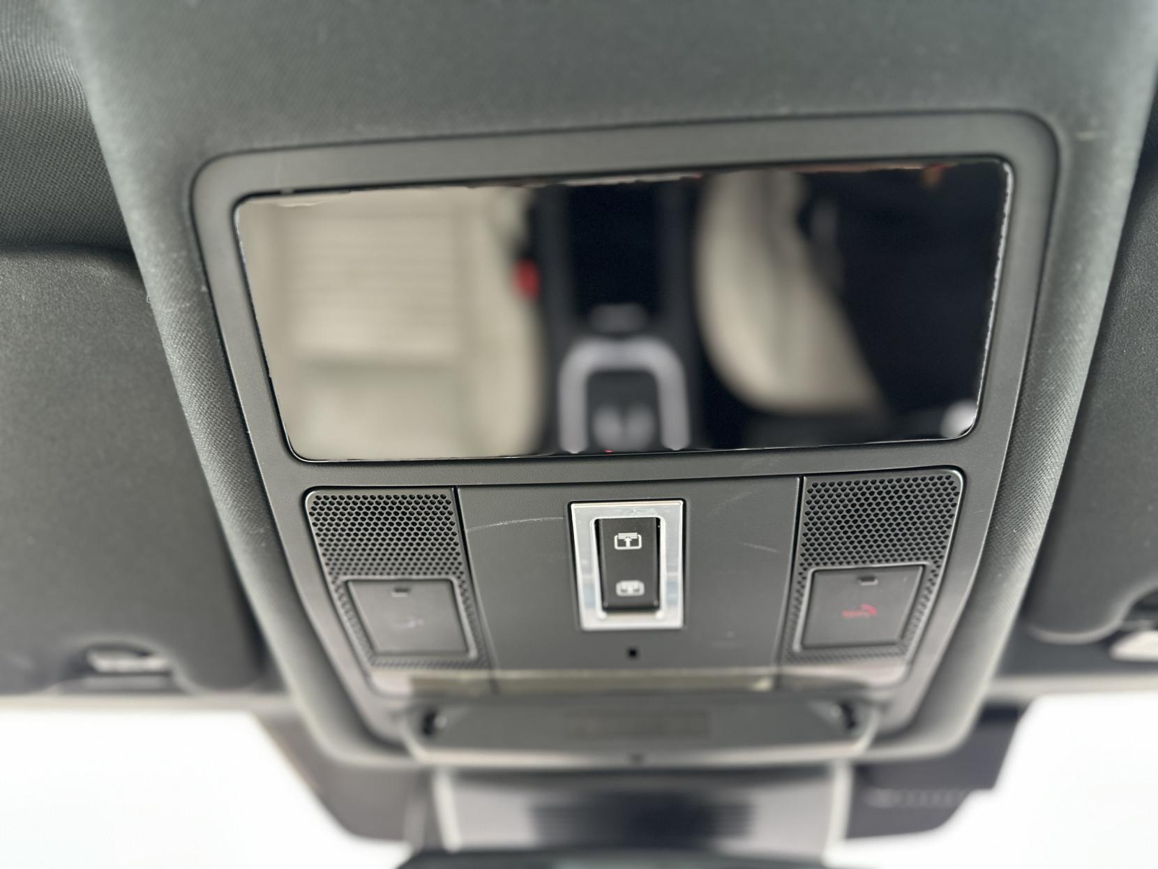 Land Rover Discovery Sport 2.0 TD4 HSE Luxury SUV 5dr Diesel Auto 4WD Euro 6 (s/s) (180 ps)