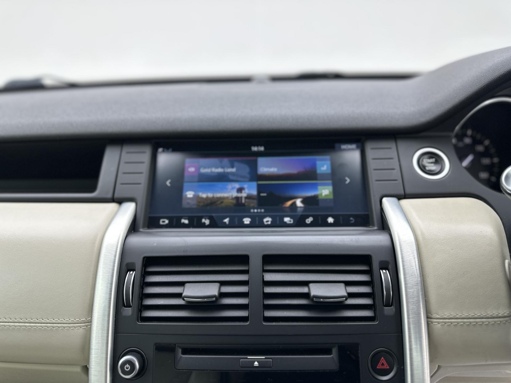 Land Rover Discovery Sport 2.0 TD4 HSE Luxury SUV 5dr Diesel Auto 4WD Euro 6 (s/s) (180 ps)