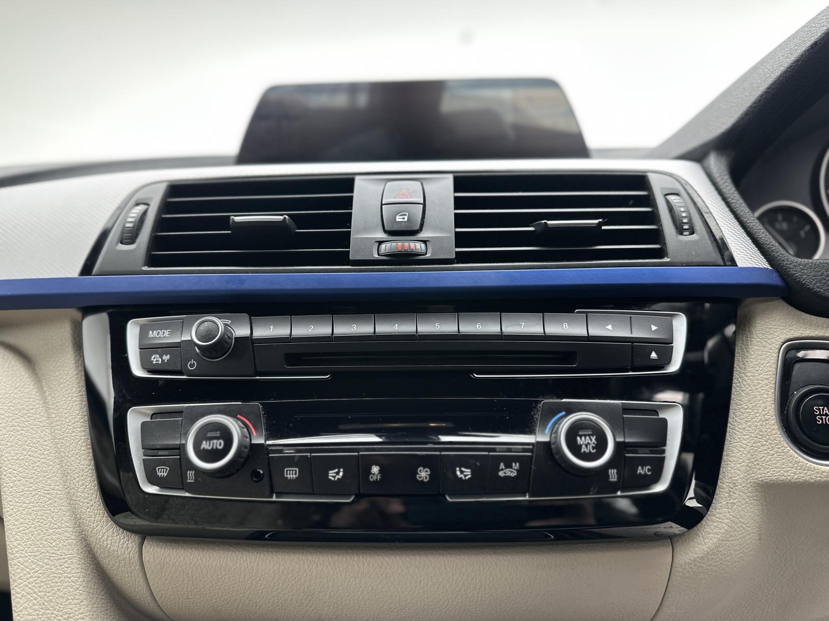 BMW 3 Series 2.0 330e 7.6kWh M Sport Saloon 4dr Petrol Plug-in Hybrid Auto Euro 6 (s/s) (252 ps)