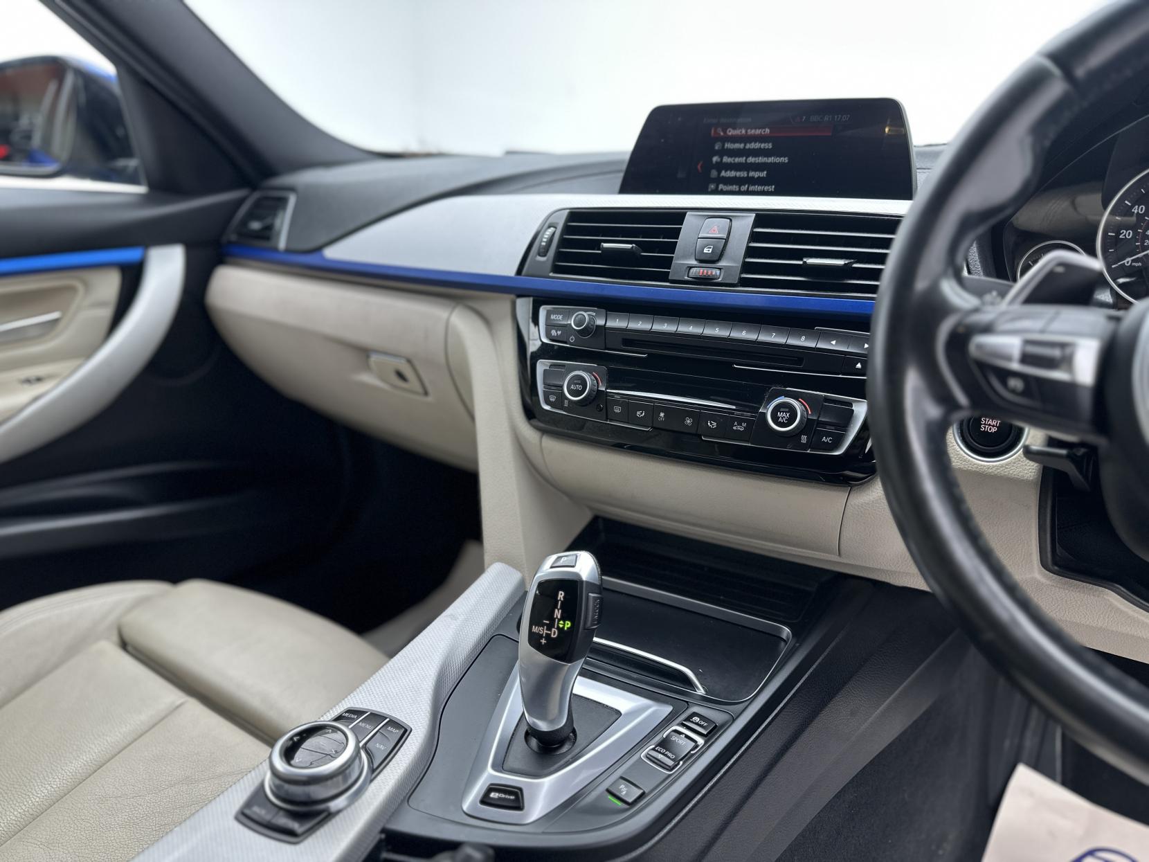 BMW 3 Series 2.0 330e 7.6kWh M Sport Saloon 4dr Petrol Plug-in Hybrid Auto Euro 6 (s/s) (252 ps)