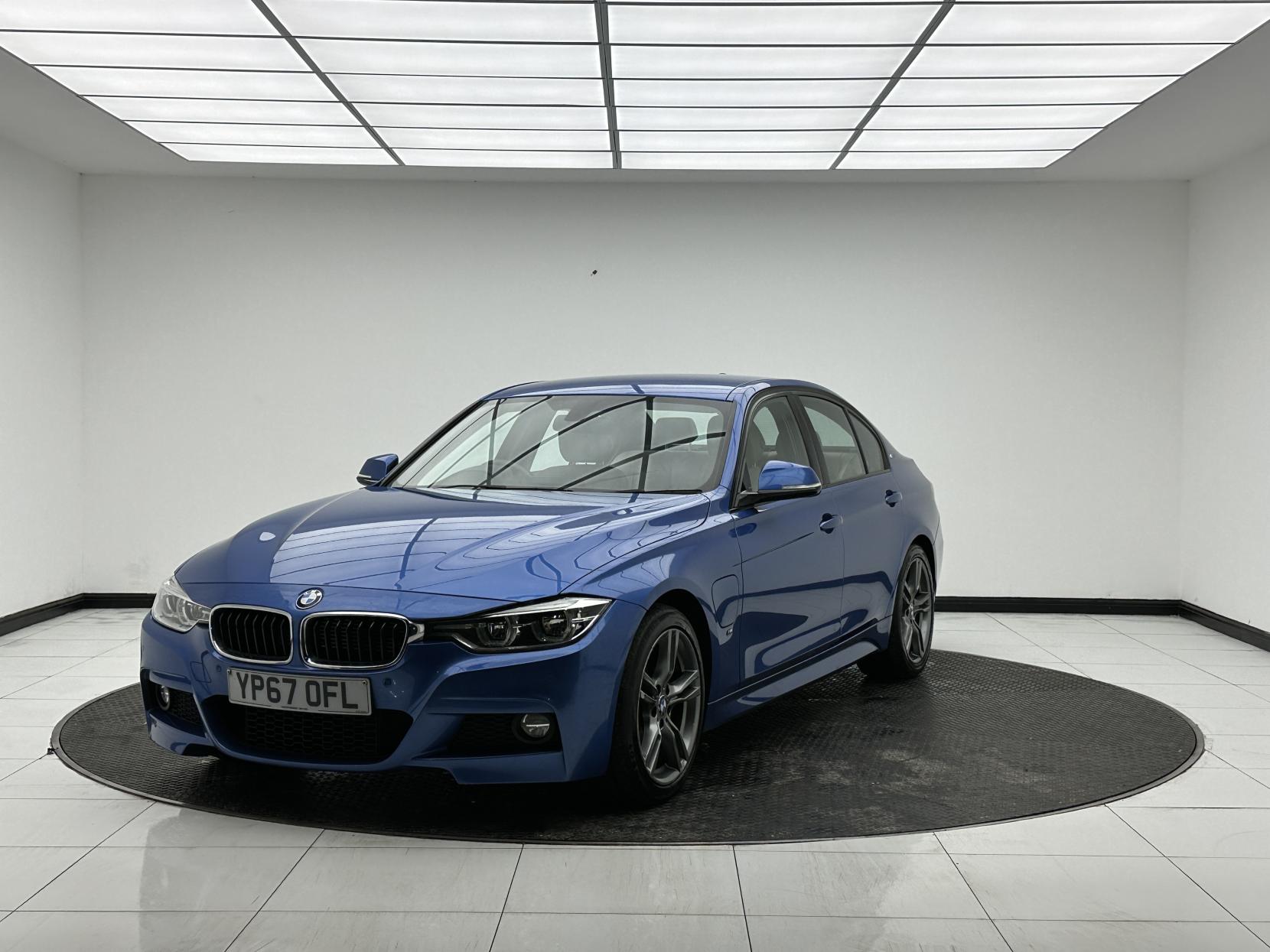 BMW 3 Series 2.0 330e 7.6kWh M Sport Saloon 4dr Petrol Plug-in Hybrid Auto Euro 6 (s/s) (252 ps)