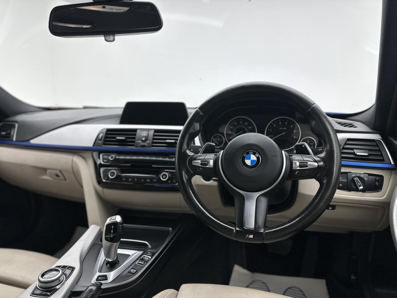 BMW 3 Series 2.0 330e 7.6kWh M Sport Saloon 4dr Petrol Plug-in Hybrid Auto Euro 6 (s/s) (252 ps)